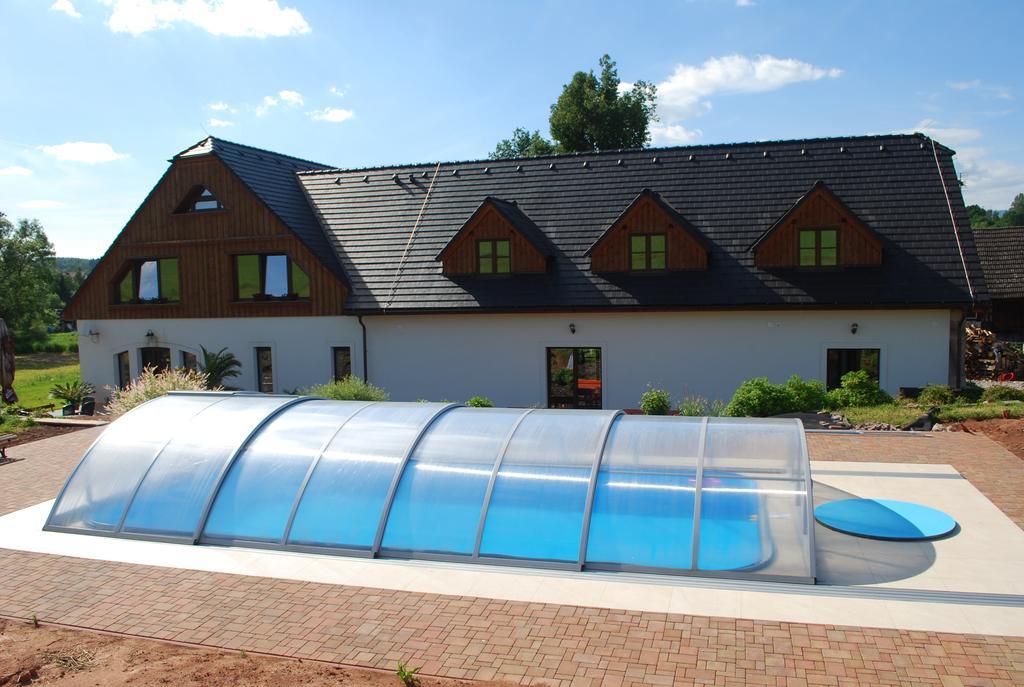 Statek Pod Lipou Hotel Pilnikov Luaran gambar