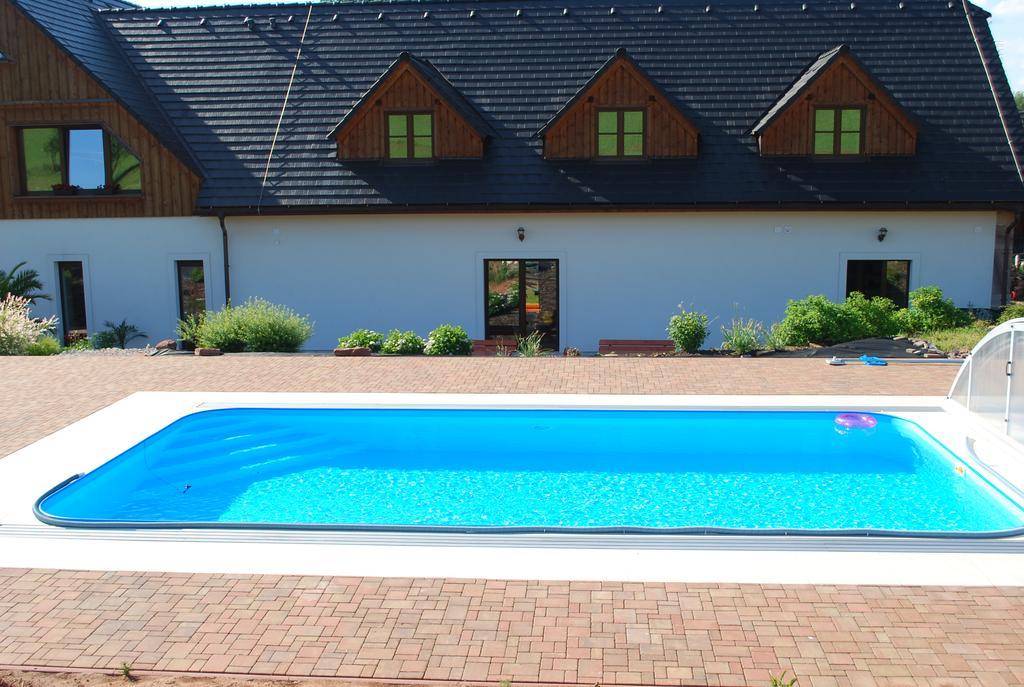 Statek Pod Lipou Hotel Pilnikov Luaran gambar