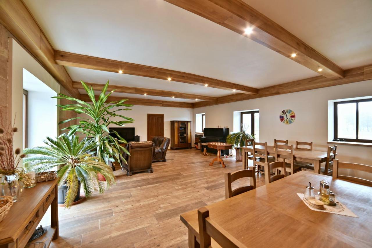 Statek Pod Lipou Hotel Pilnikov Luaran gambar
