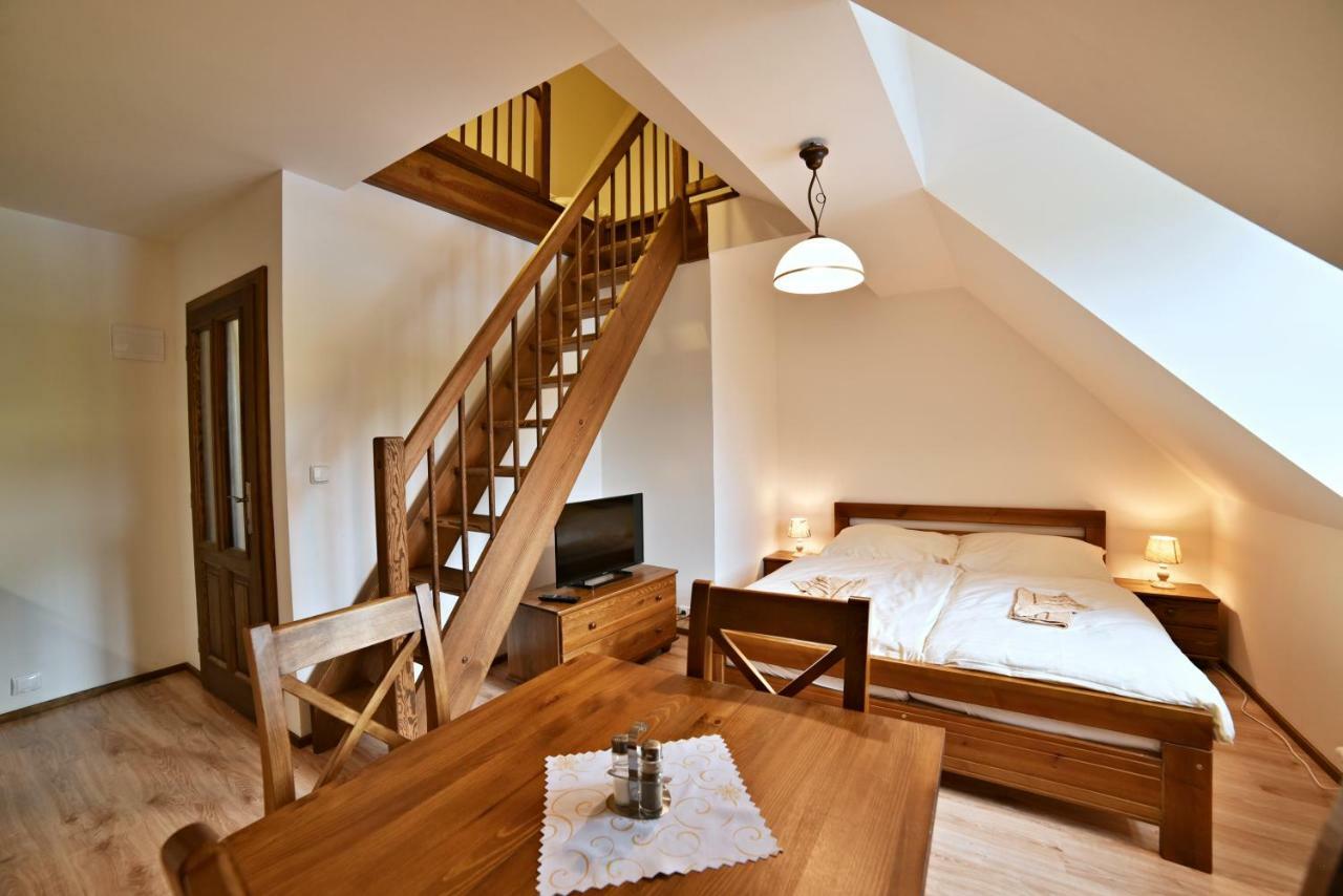 Statek Pod Lipou Hotel Pilnikov Luaran gambar
